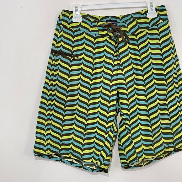 Patagonia Wavefarer Board Shorts Mens 30 Green Stripe Zip Pockets 10" Swim Trunk - Picture 9 of 9